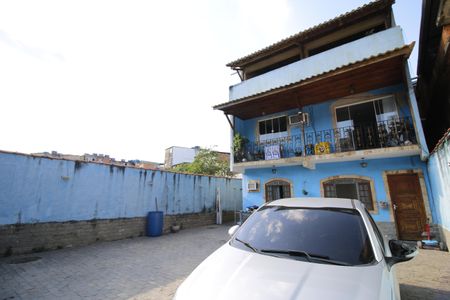 Casa à venda com 320m², 2 quartos e 3 vagasQuintal