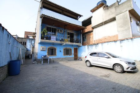 Casa à venda com 320m², 2 quartos e 3 vagasQuintal