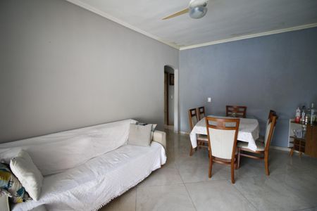 Sala de casa à venda com 2 quartos, 320m² em Curicica, Rio de Janeiro