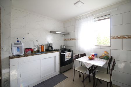 Casa à venda com 320m², 2 quartos e 3 vagasCozinha