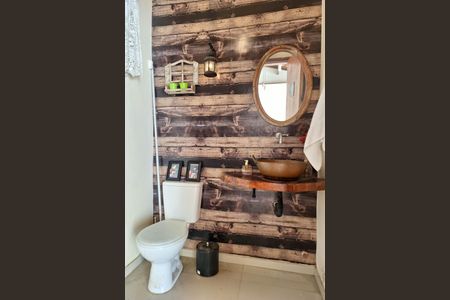 Casa à venda com 300m², 3 quartos e 1 vagaLavabo