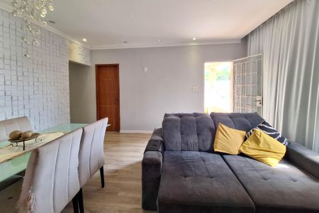 Casa à venda com 300m², 3 quartos e 1 vagaSala