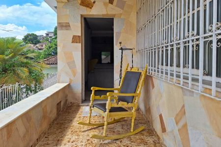 Casa à venda com 300m², 3 quartos e 1 vagaQuintal