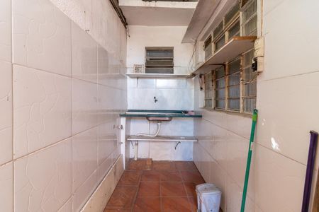 Casa para alugar com 133m², 8 quartos e 1 vagaÁrea de Serviço