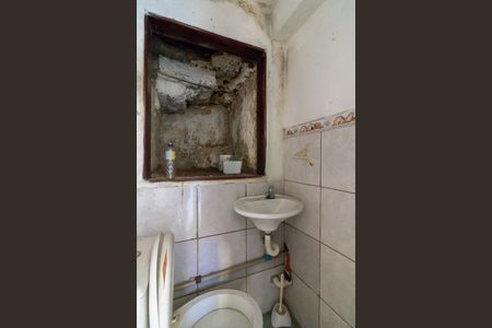 Casa para alugar com 133m², 8 quartos e 1 vagaBanheiro do Salão