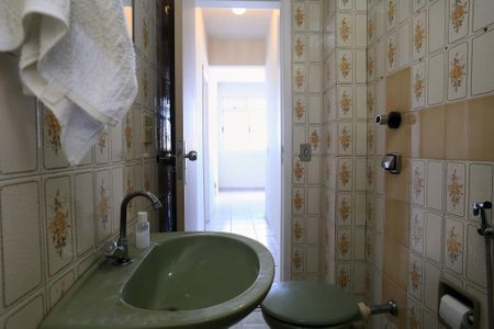 Apartamento para alugar com 102m², 2 quartos e 1 vaga Apartamento para alugar com 102m², 2 quartos e 1 vagaBanheiro