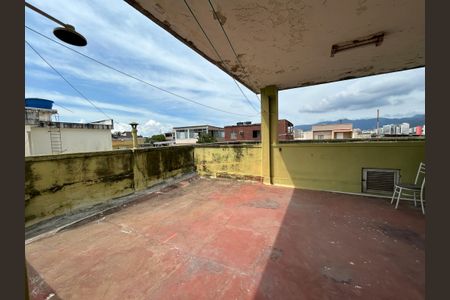 Casa à venda com 100m², 2 quartos e sem vagaTerraço