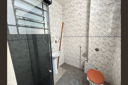 Casa à venda com 100m², 2 quartos e sem vagaBanheiro