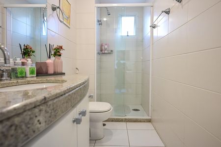 Apartamento à venda com 211m², 4 quartos e 4 vagasBanheiro Suíte 2