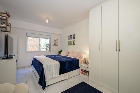 Apartamento à venda com 211m², 4 quartos e 4 vagasSuíte 4