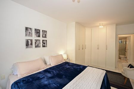 Apartamento à venda com 211m², 4 quartos e 4 vagasSuíte 4