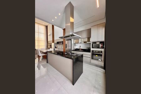 Casa de condomínio à venda com 300m², 3 quartos e 2 vagasCozinha