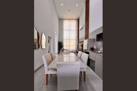 Casa de condomínio à venda com 300m², 3 quartos e 2 vagasSala