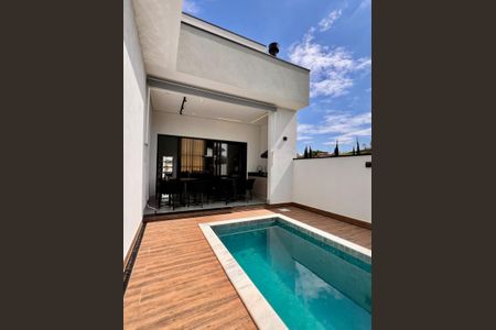 Casa de condomínio à venda com 300m², 3 quartos e 2 vagasÁrea externa