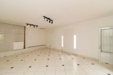Casa para alugar com 160m², 3 quartos e 2 vagas Casa para alugar com 160m², 3 quartos e 2 vagasÁrea de lazer