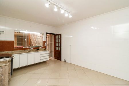 Casa para alugar com 160m², 3 quartos e 2 vagas Casa para alugar com 160m², 3 quartos e 2 vagasCozinha