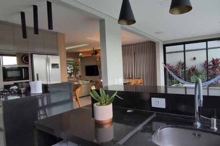 Casa de condomínio à venda com 240m², 3 quartos e 4 vagas Casa de condomínio à venda com 240m², 3 quartos e 4 vagasÁrea gourmet