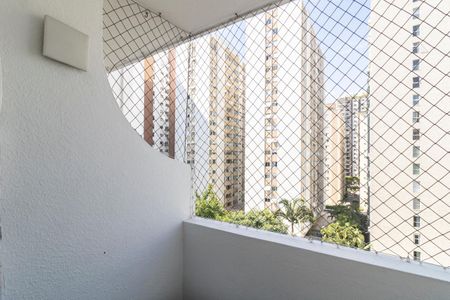 Apartamento para alugar com 60m², 2 quartos e 1 vaga Apartamento para alugar com 60m², 2 quartos e 1 vagaVaranda