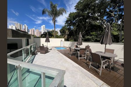 Apartamento para alugar com 134m², 4 quartos e 2 vagas