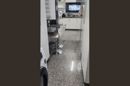 Apartamento para alugar com 134m², 4 quartos e 2 vagas