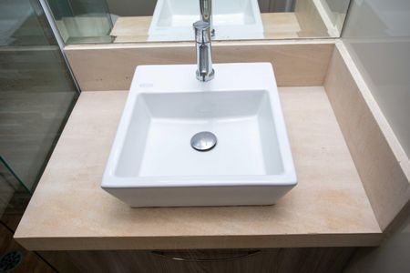 Apartamento à venda com 51m², 2 quartos e 1 vagaBanheiro da Suíte