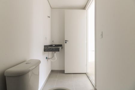 Apartamento à venda com 53m², 2 quartos e 1 vaga Apartamento à venda com 53m², 2 quartos e 1 vagaBanheiro