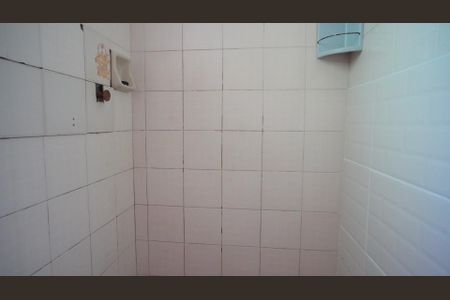 Banheiro  de casa para alugar com 1 quarto, 70m² em Jardim Carvalho, Porto Alegre