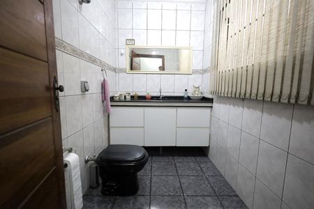 Casa à venda com 3 quartos, 205m² em Vila Camilópolis, Santo André