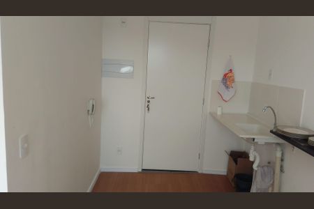 Cozinha de apartamento para alugar com 1 quarto, 17m² em Chácara Inglesa, São Paulo
