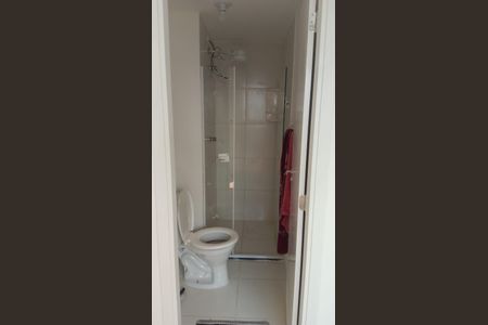 Banheiro de apartamento para alugar com 1 quarto, 17m² em Chácara Inglesa, São Paulo