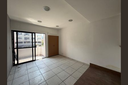 Sala de apartamento para alugar com 1 quarto, 55m² em Tanque, Rio de Janeiro