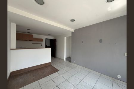 Sala de apartamento para alugar com 1 quarto, 55m² em Tanque, Rio de Janeiro