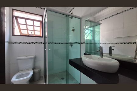Casa para alugar com 250m², 5 quartos e 4 vagasBanheiro da suíte 2