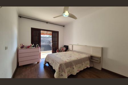 Casa para alugar com 250m², 5 quartos e 4 vagasQuarto