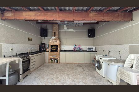Casa para alugar com 250m², 5 quartos e 4 vagasArea externa
