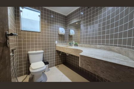 Casa para alugar com 250m², 5 quartos e 4 vagasLavabo