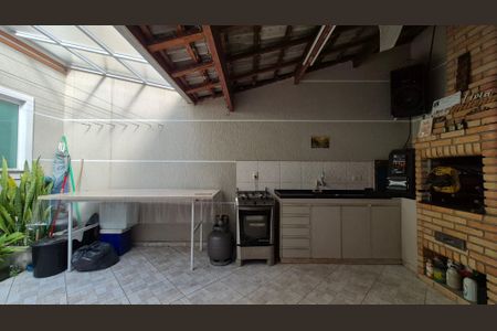 Casa para alugar com 250m², 5 quartos e 4 vagasArea externa