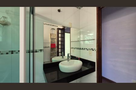 Casa para alugar com 250m², 5 quartos e 4 vagasBanheiro da suíte 2