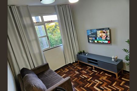 Sala de apartamento para alugar com 2 quartos, 50m² em Padre Eustáquio, Belo Horizonte