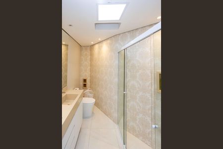 Casa à venda com 210m², 2 quartos e 1 vagaBanheiro da Suíte