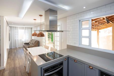 Casa à venda com 210m², 2 quartos e 1 vagaCozinha