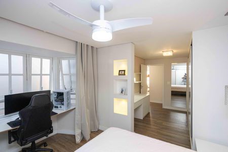 Casa à venda com 210m², 2 quartos e 1 vagaQuarto Suíte