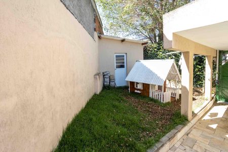 Casa à venda com 210m², 2 quartos e 1 vagaQuintal