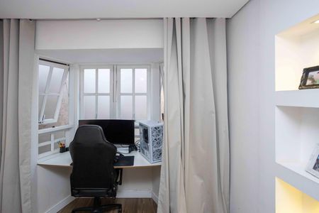 Casa à venda com 210m², 2 quartos e 1 vagaQuarto Suíte