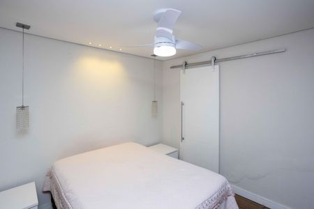 Casa à venda com 210m², 2 quartos e 1 vagaQuarto Suíte