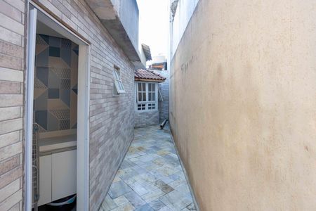 Casa à venda com 210m², 2 quartos e 1 vagaQuintal