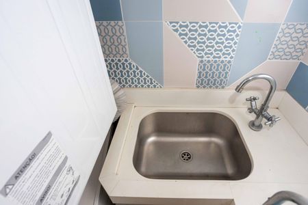 Casa à venda com 210m², 2 quartos e 1 vagaÁrea de Serviço