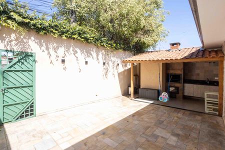 Casa à venda com 210m², 2 quartos e 1 vagaEspaço Gourmet