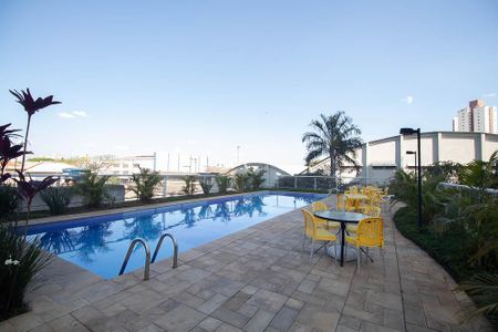 Apartamento à venda com 49m², 2 quartos e 1 vaga Apartamento à venda com 49m², 2 quartos e 1 vagaÁrea comum - Piscina