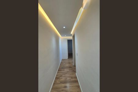 Apartamento para alugar com 48m², 2 quartos e 1 vaga Apartamento para alugar com 48m², 2 quartos e 1 vagaCorredor